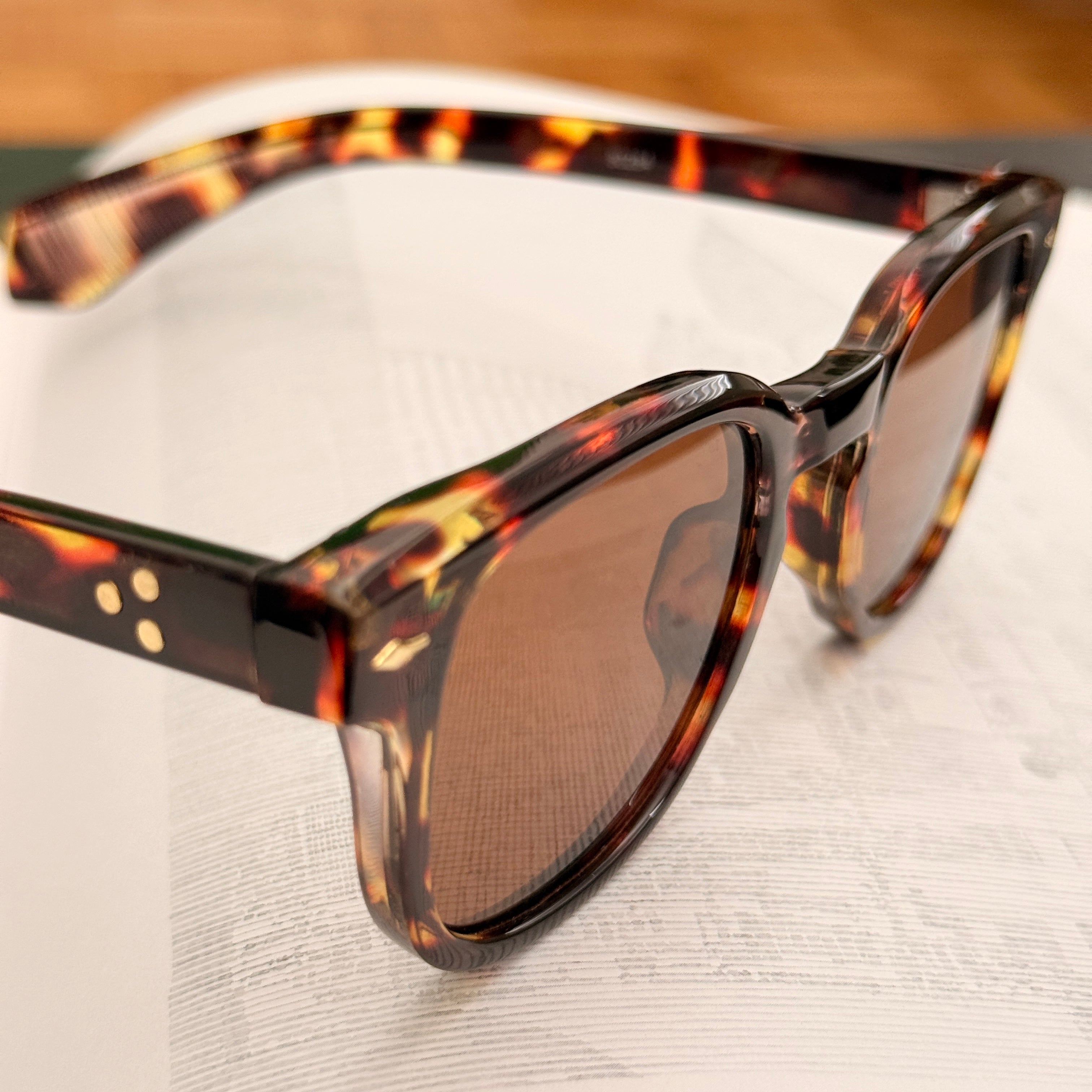 T-shell Vintage Sunglasses